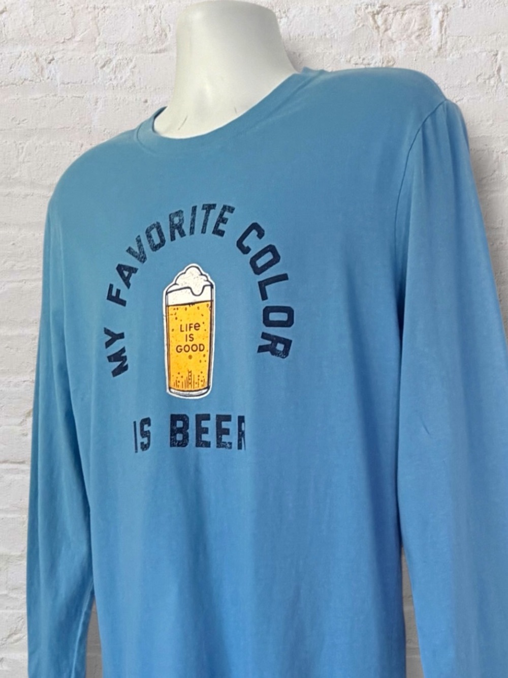 Life Is Good Crusher Tee Mens Medium My Favorite Color Is Beer Blue Long Sleeve - Picture 4 of 10